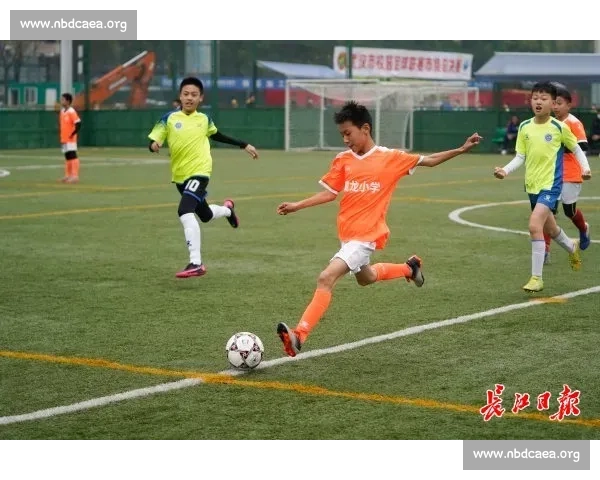 矿泉赤焰燃绿茵 安图足球绘县域新篇