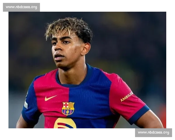 莱万五年心结未解，亚马尔：年轻即是资本